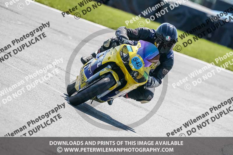 donington no limits trackday;donington park photographs;donington trackday photographs;no limits trackdays;peter wileman photography;trackday digital images;trackday photos